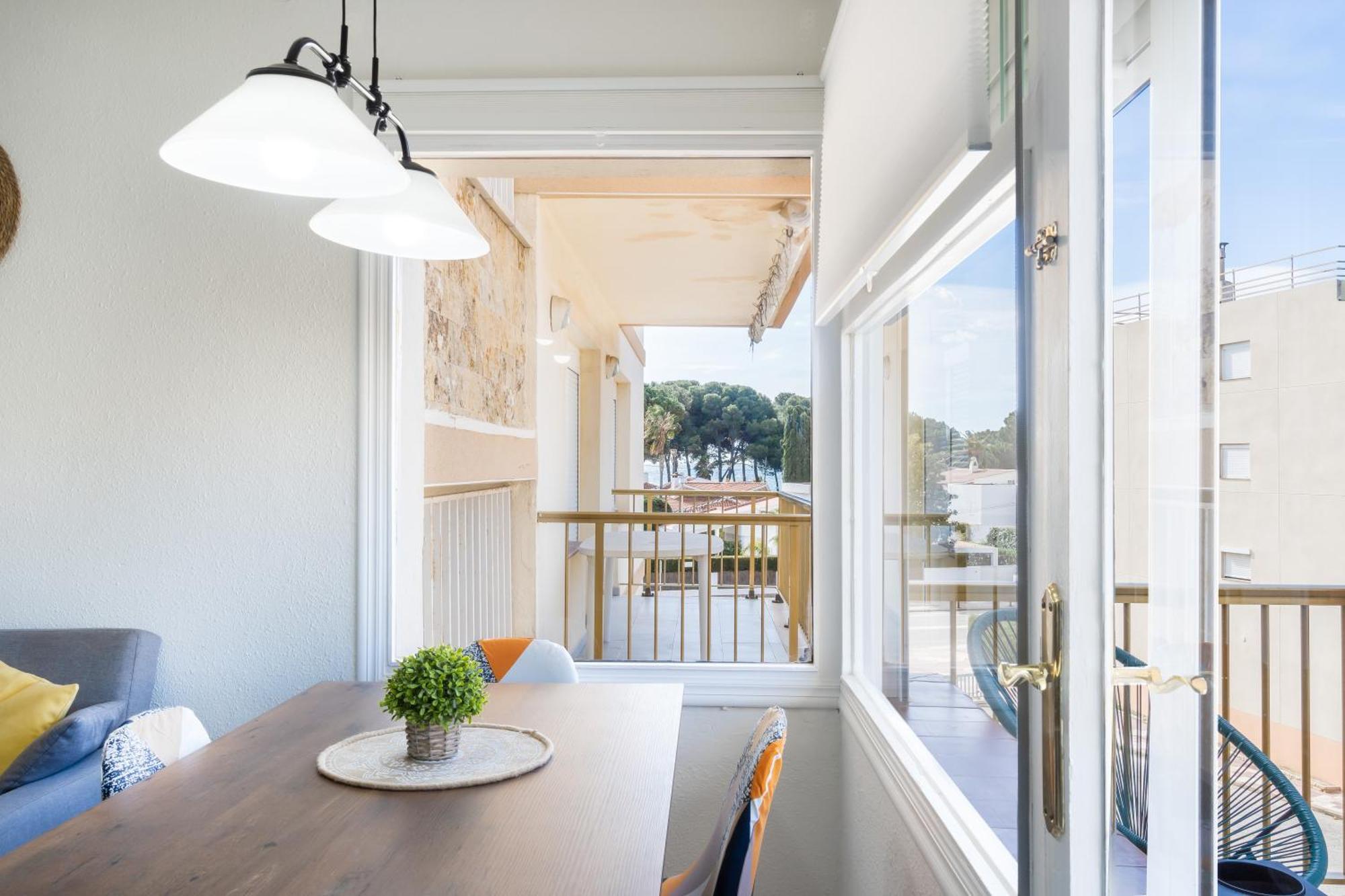 Coastal Paradise & Cozy Home With A 100M From The Beach! Cambrils Eksteriør bilde